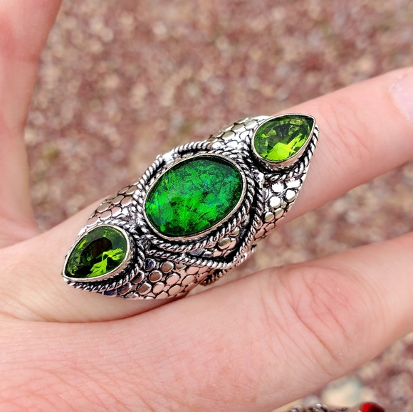 New Triplet Opal and Peridot 925 Silver Statement Ring. - Picture 15 of 16